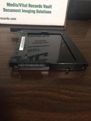 Sony VAIO VGN-FE41ZR. Неизвестный разъем на док-станции.